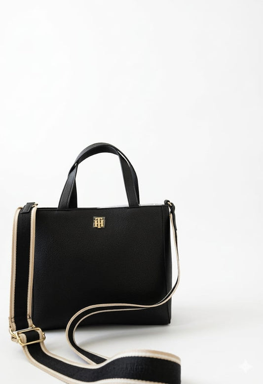 Mini-satchel-Tommy-Hilfiger-negra-convertible-a-crossbody